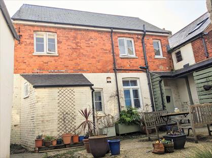 1 Bed Flat, East Street, DT6