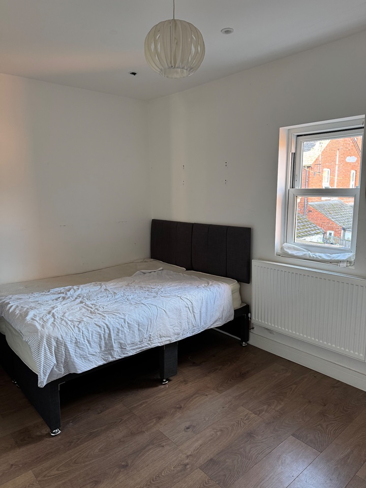 Additional image 2 of 4 Bed Terraced House, Salisbury Road, RG30, N1 7GU