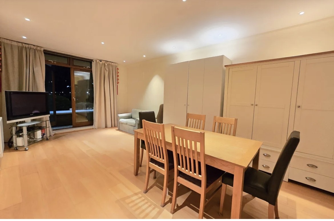 1 Bed Flat, Swan Court, E1W