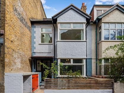 2 Bed Maisonette, Leighton Place, NW5