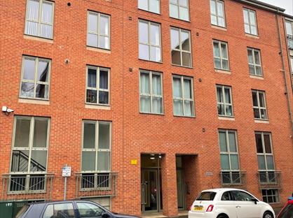 2 Bed Flat, Brook House, DE1