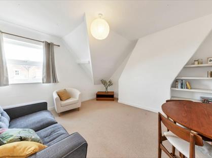 1 Bed Flat, Old North Road, SG8