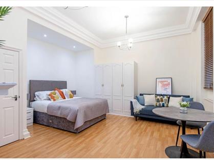 Studio Flat, Wadham Gardens, NW3