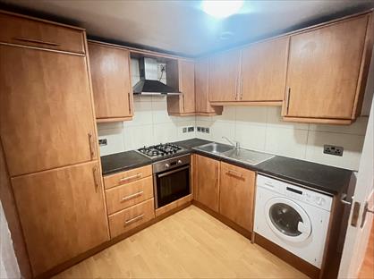 2 Bed Flat, Lampton Road, TW3