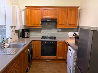 2 Bed Terraced House, John Booth St, OL4