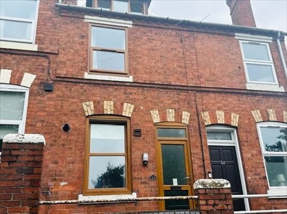 Bedsit, Anchorfields, DY10