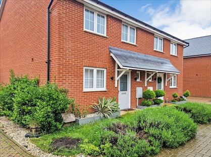 3 Bed Semi-Detached House, Basket Street, HP22