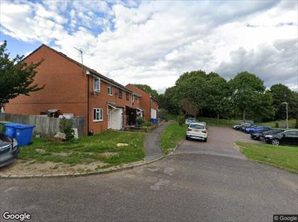 3 Bed Terraced House, Humber Way, GU47