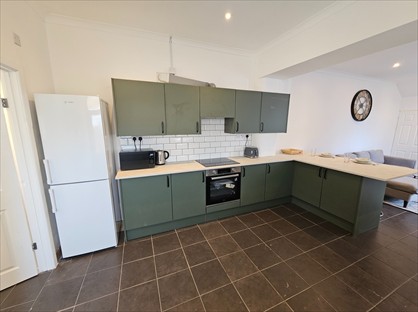 Room in a Shared House, Trinity Road, SA15