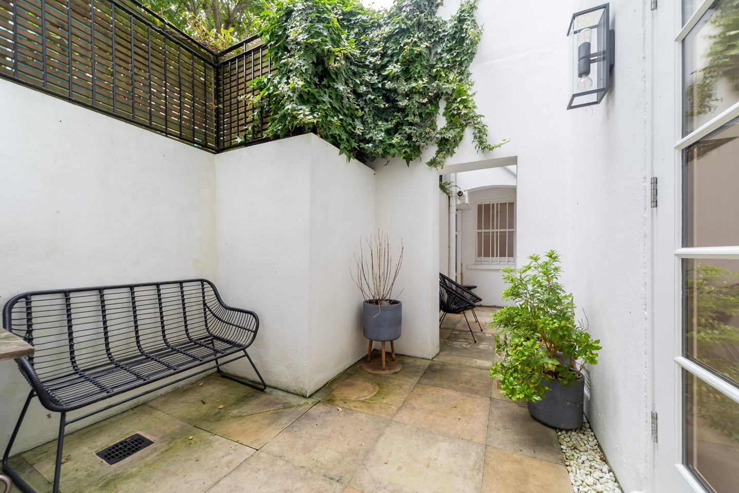 Additional image 7 of 3 Bed Flat, Sydney Place, SW7, N1 7GU