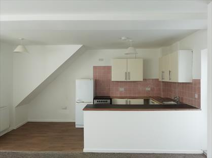 1 Bed Flat, Woodlands Drive, NP20