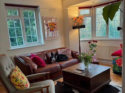 Room in a Shared Flat, Church Road, W7