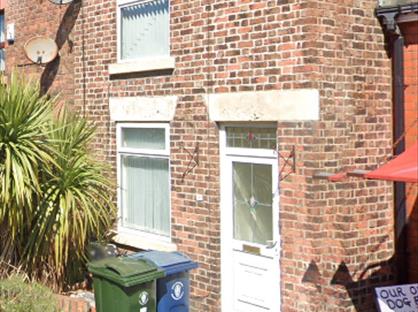 Room in a Shared House, Wigan Road, L39