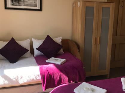 3 Bed Flat, Caledonian Road, EH11