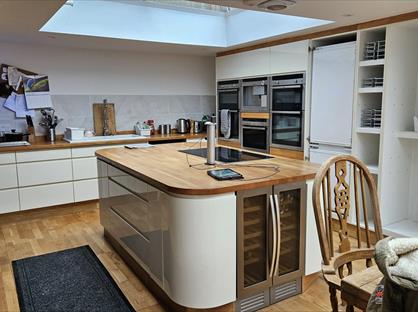 Room in a Shared House, The Steps, HR9