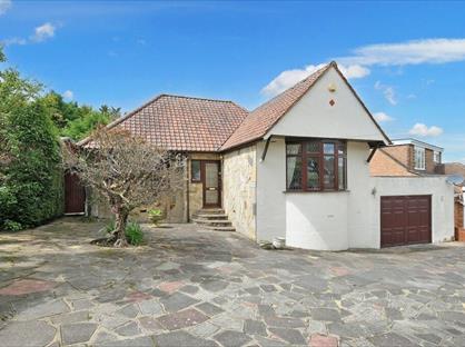 2 Bed Detached House, Sandhurst Road, BR6