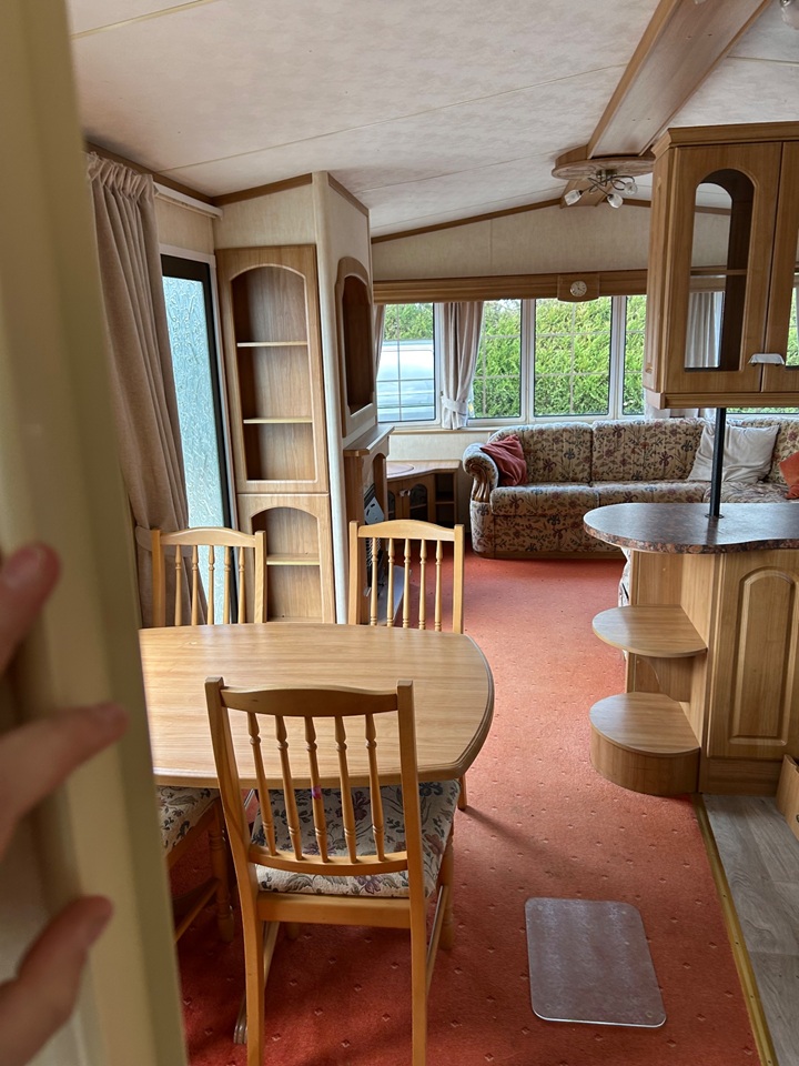 Additional image 2 of 2 Bed Bungalow, Manor Park, OX5, N1 7GU