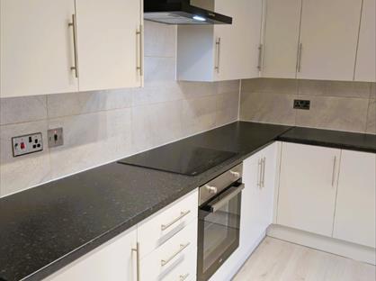 4 Bed Terraced House, Meadow Road, RM9