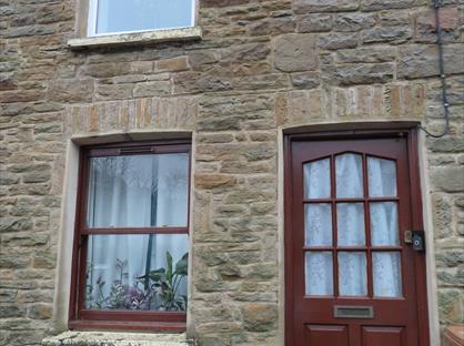 2 Bed Terraced House, Mount Pleasant, NP11