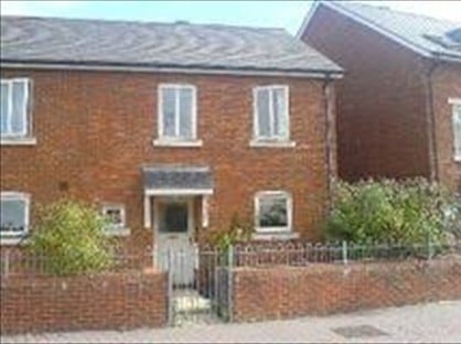 3 Bed Terraced House, Shore Road, SO45