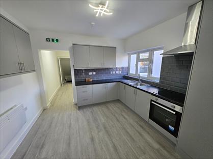 Room in a Shared Flat, Cardiff Road, WD18