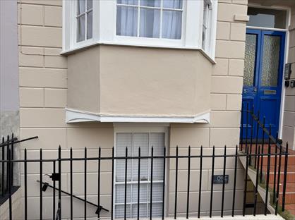 2 Bed Flat, Rose Hill, CT11