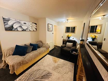 1 Bed Flat, Ragees Road, DY6