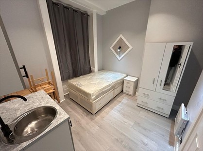 Studio Flat, Paddington, W2