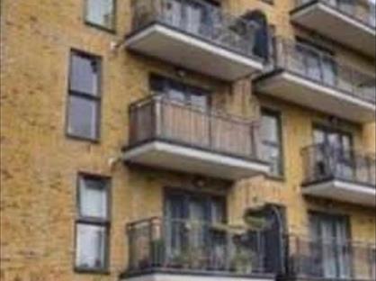 1 Bed Flat, Brockwell Place, LU6