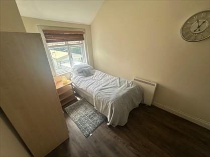 Studio Flat, Caldy Road, DA17