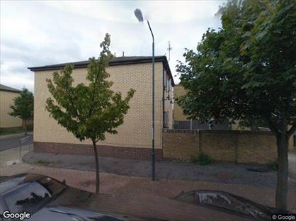 3 Bed Semi-Detached House, Camelot Close, SE28