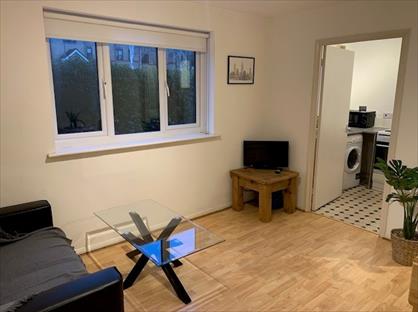 1 Bed Flat, Draycott Close, NW2