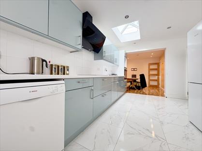 Room in a Shared House, Holmdale Road, BS34
