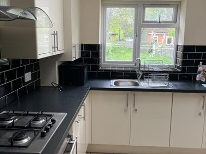 Room in a Shared House, Park Avenue, UB1