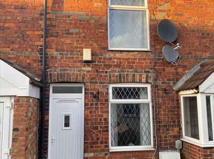 2 Bed Terraced House, Pearts Arch, HU13