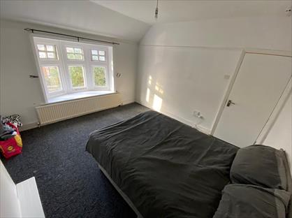 Room in a Shared House, Nelmes Road, RM11