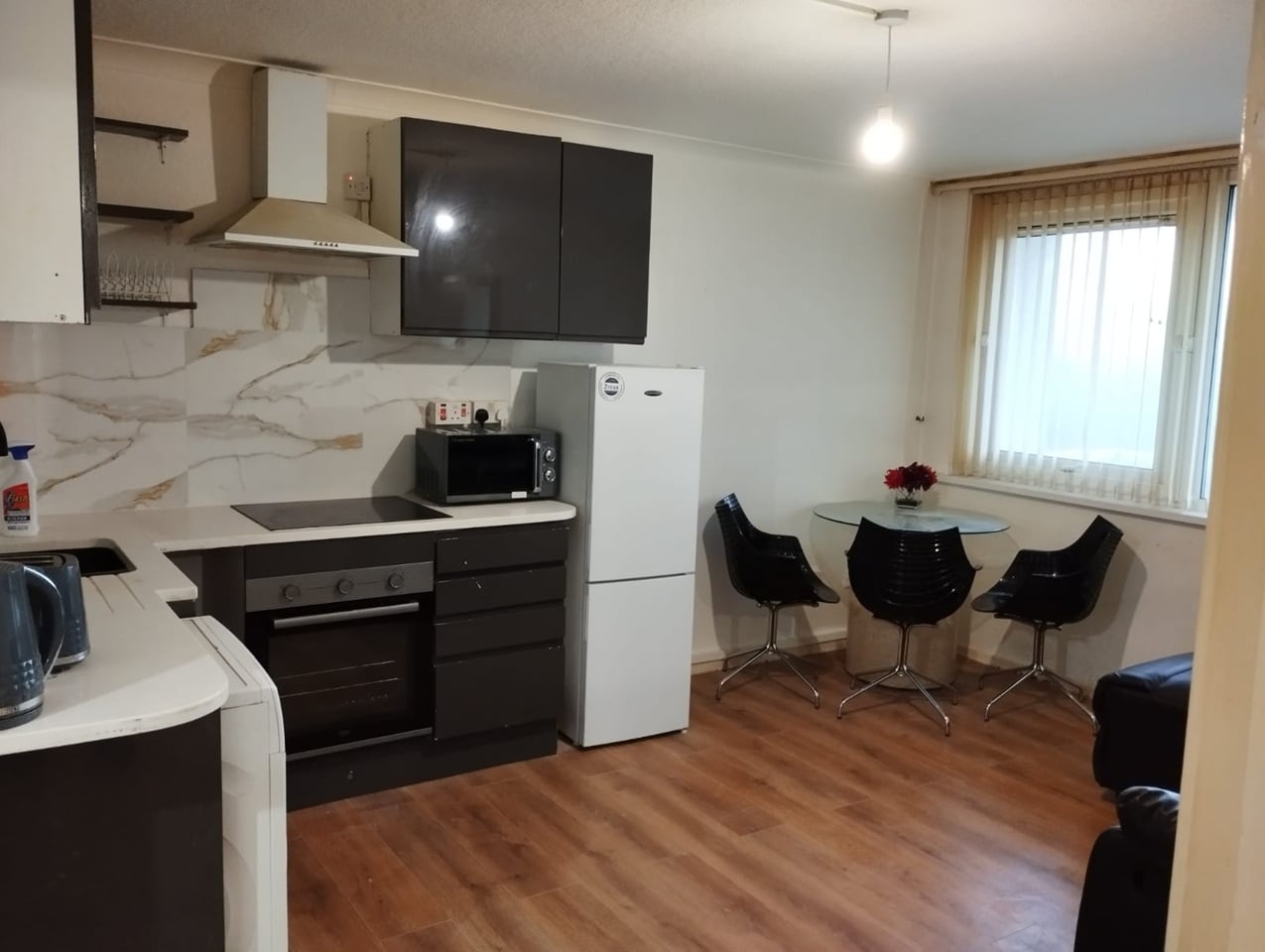3 Bed Flat, Kendal Tower, B17 photo 3