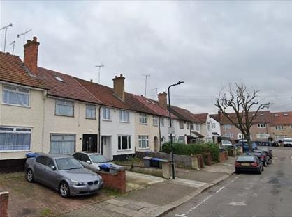 4 Bed Terraced House, Review Road, NW2