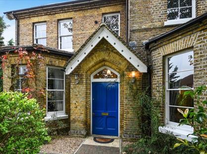 2 Bed Maisonette, Shepherds Farm, WD3