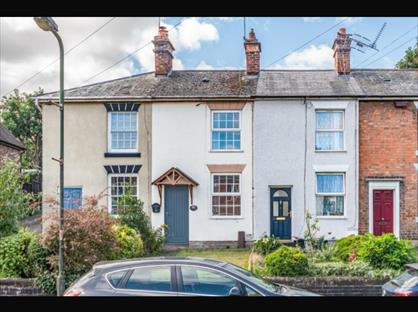 2 Bed Terraced House, Hanbury Road, WR9