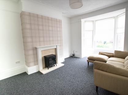 4 Bed Maisonette, Westoe Road, NE33