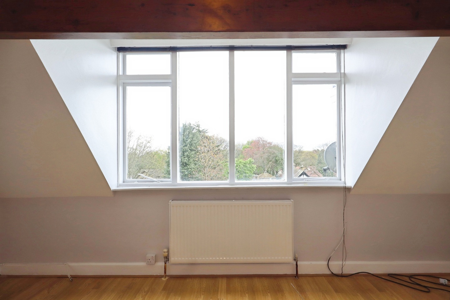 3 Bed Flat, Park Avenue, LS8 photo 3