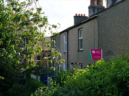 3 Bed Terraced House, The Crescent, LL57