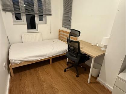 Room in a Shared House, London, SE8