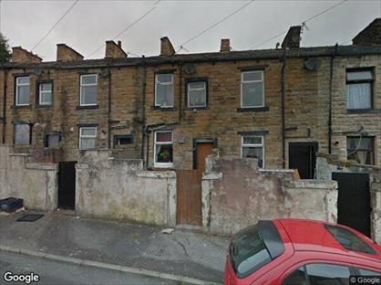 2 Bed Terraced House, Clare Street, BB11