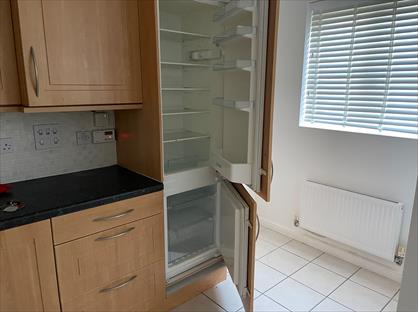 2 Bed Flat, Hoopers Court, GL7
