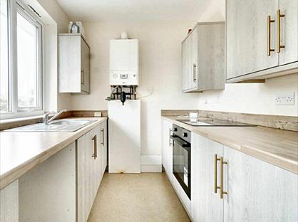 2 Bed Flat, Minster Road, ME12