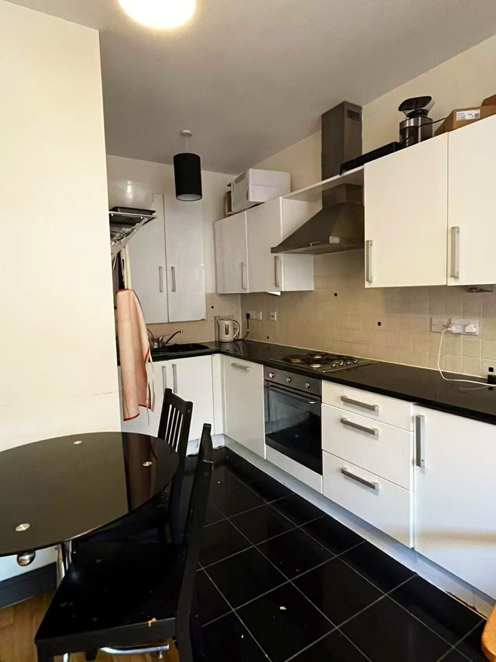 1 Bed Flat, Bridgewater St, M3 photo 4