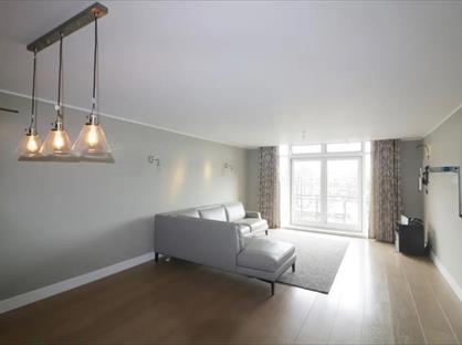 2 Bed Flat, Star Place, E1W
