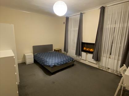 Room in a Shared House, Melford Road, E11